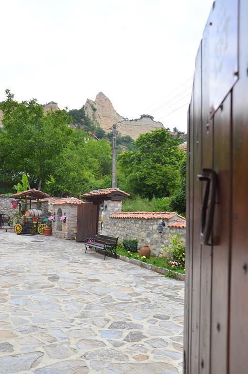 Family Hotel Dinchova Kushta Rozhen Exterior photo